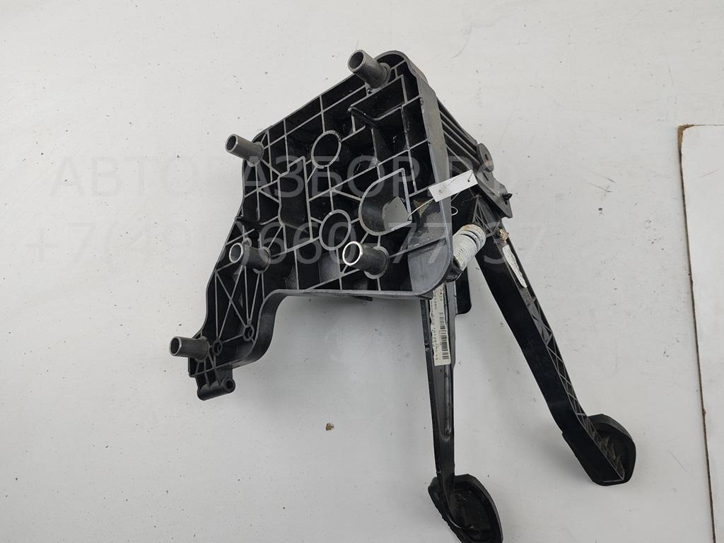 Блок педалей