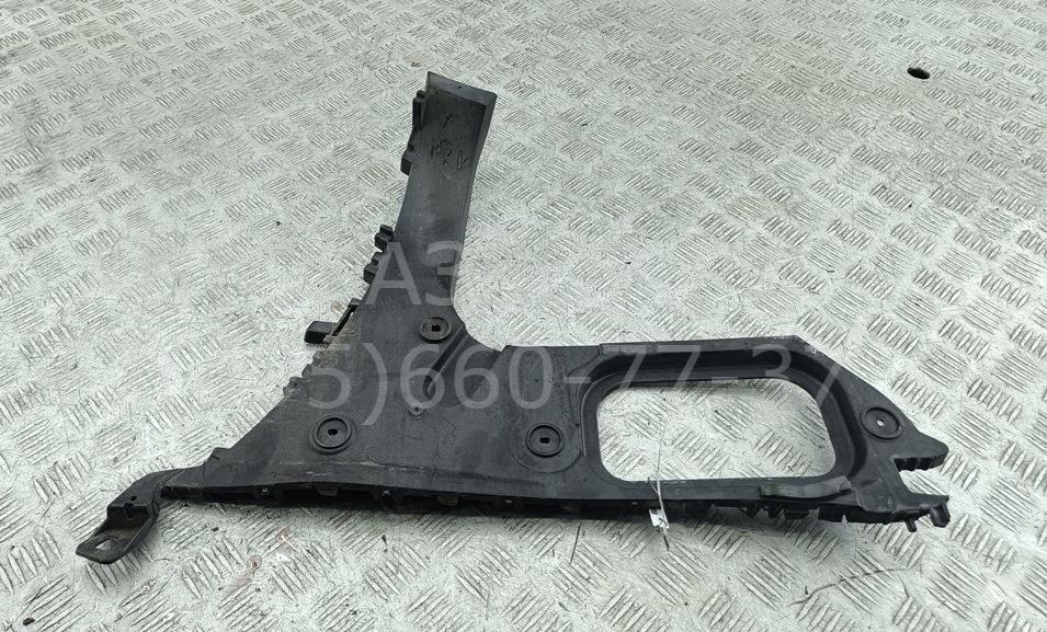 Кронштейн заднего бампера