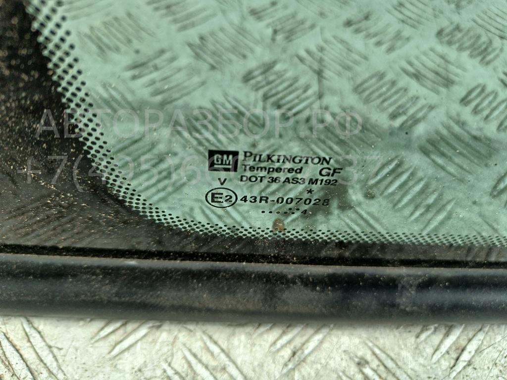 Стекло кузовное глухое левое