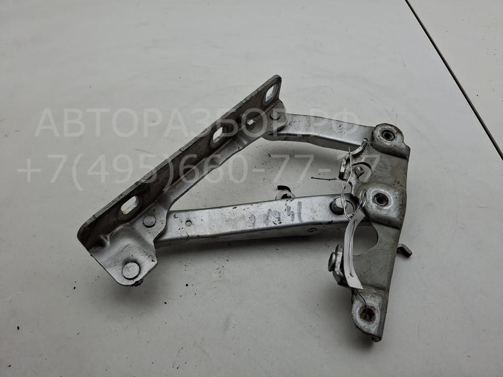 Петля капота правая