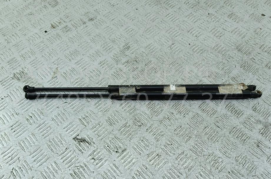 Амортизатор капота