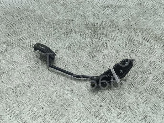 Педаль газа