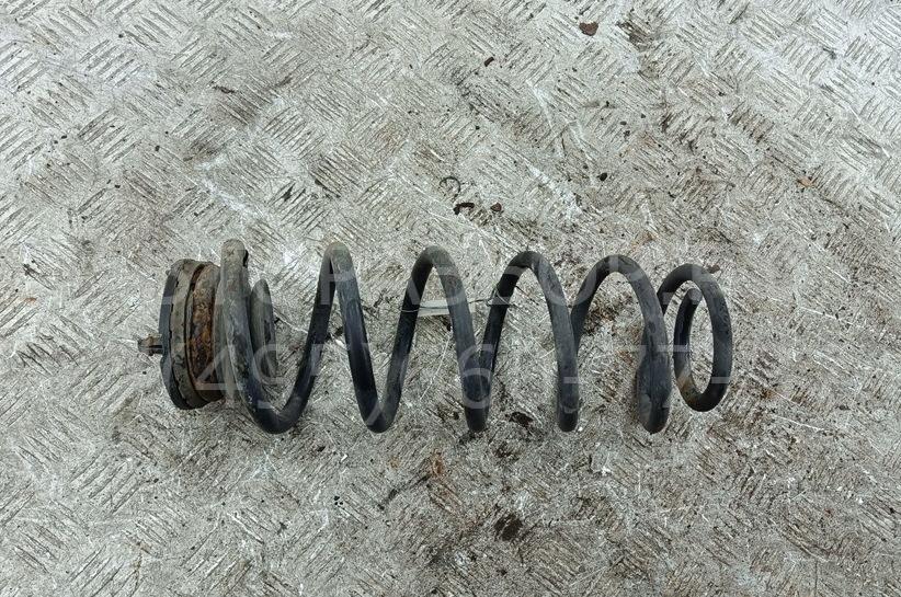 Пружина задняя