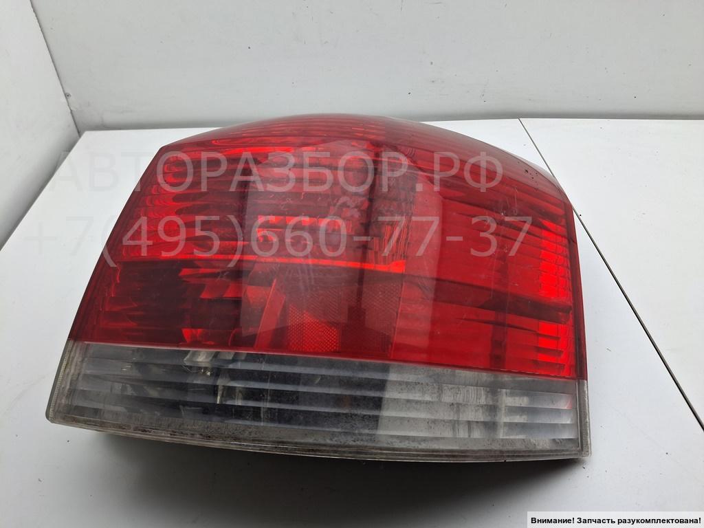 Фонарь задний правый