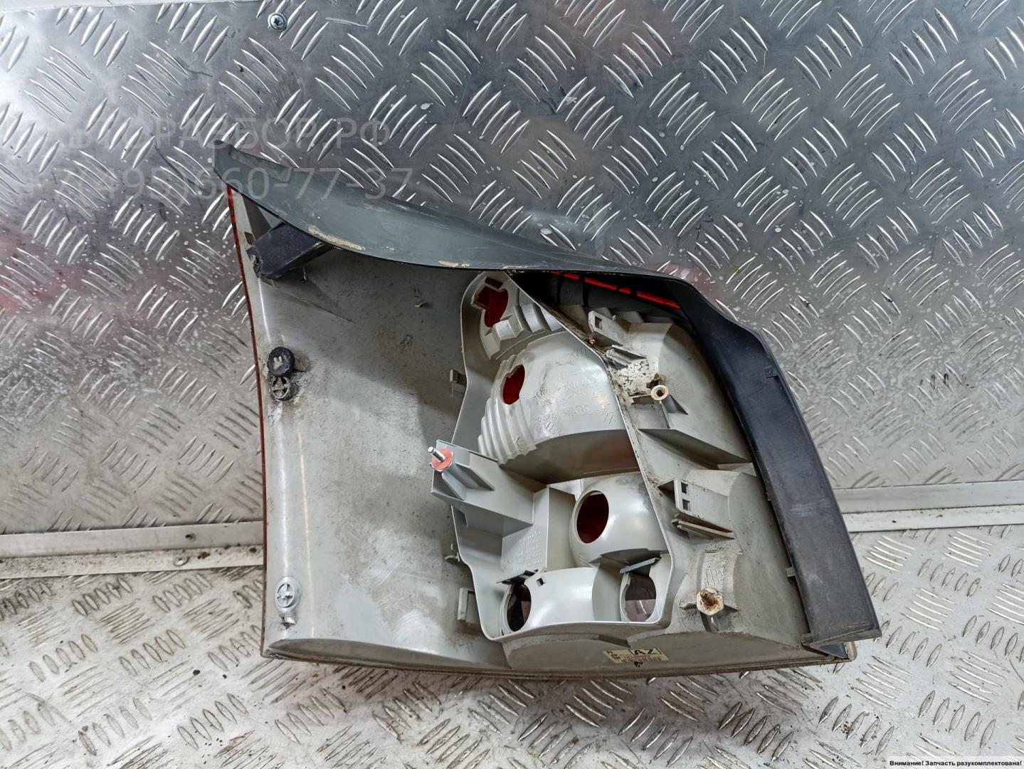 Фонарь задний правый