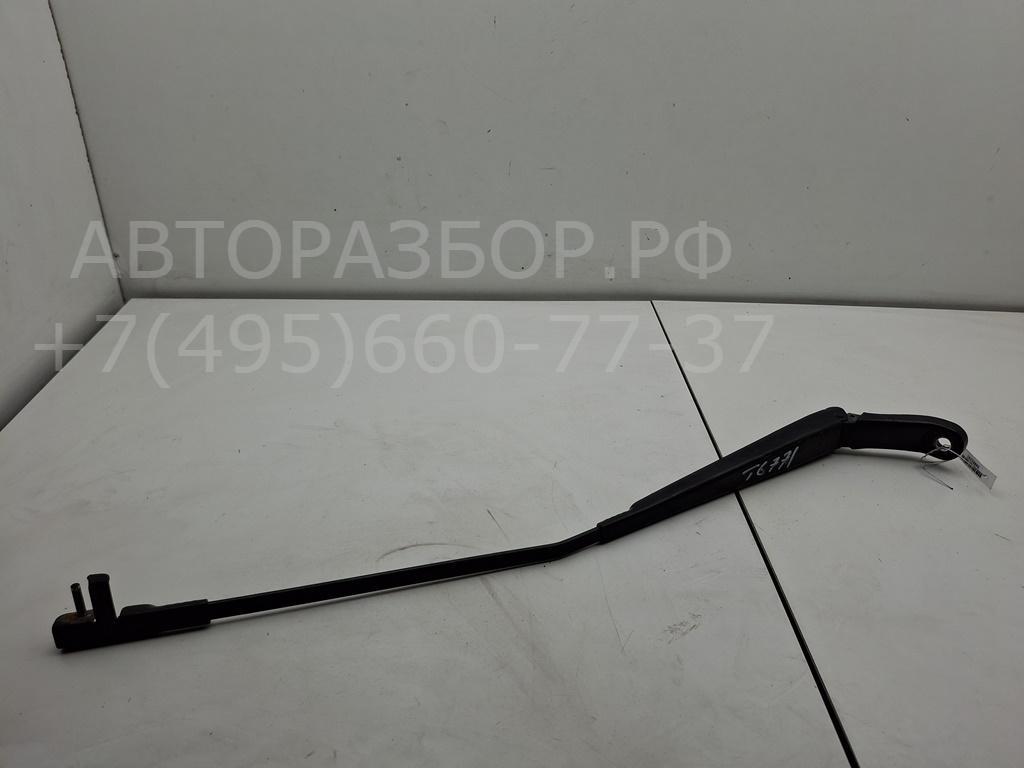 Поводок стеклоочистителя передний левый