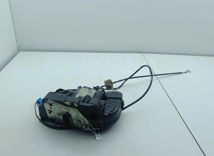 Замок двери задней правой