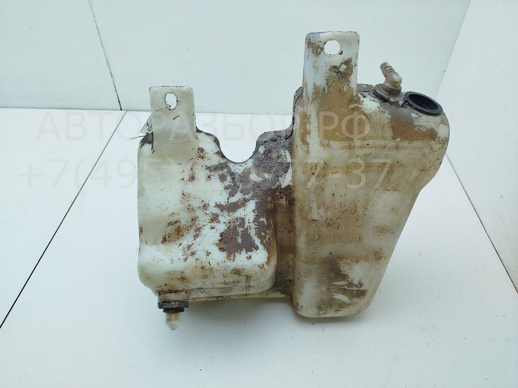 Бачок омывателя лобового стекла