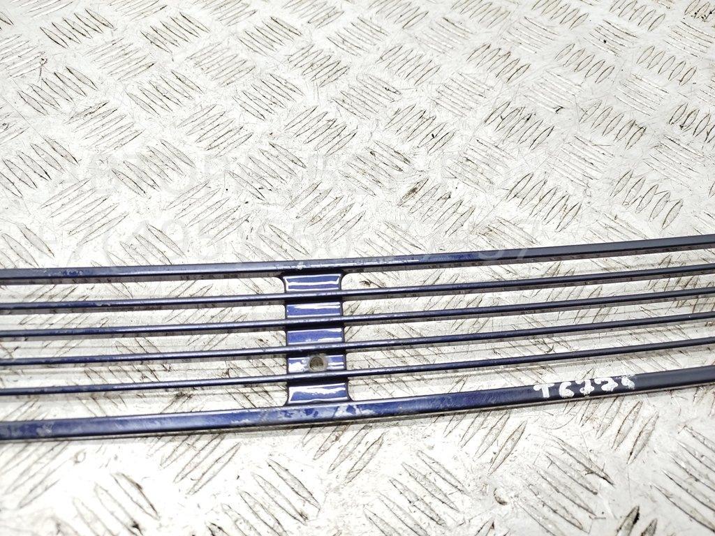 Решетка в капот