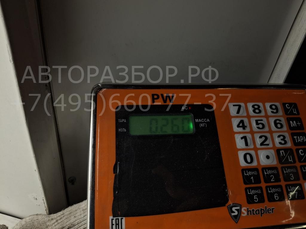 Петля двери