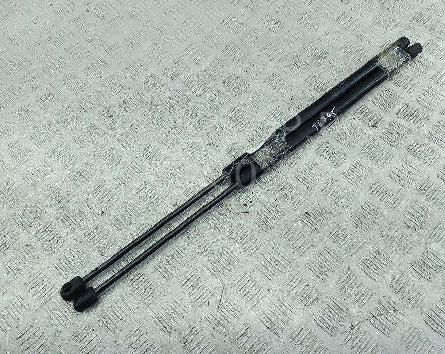 Амортизатор крышки багажника