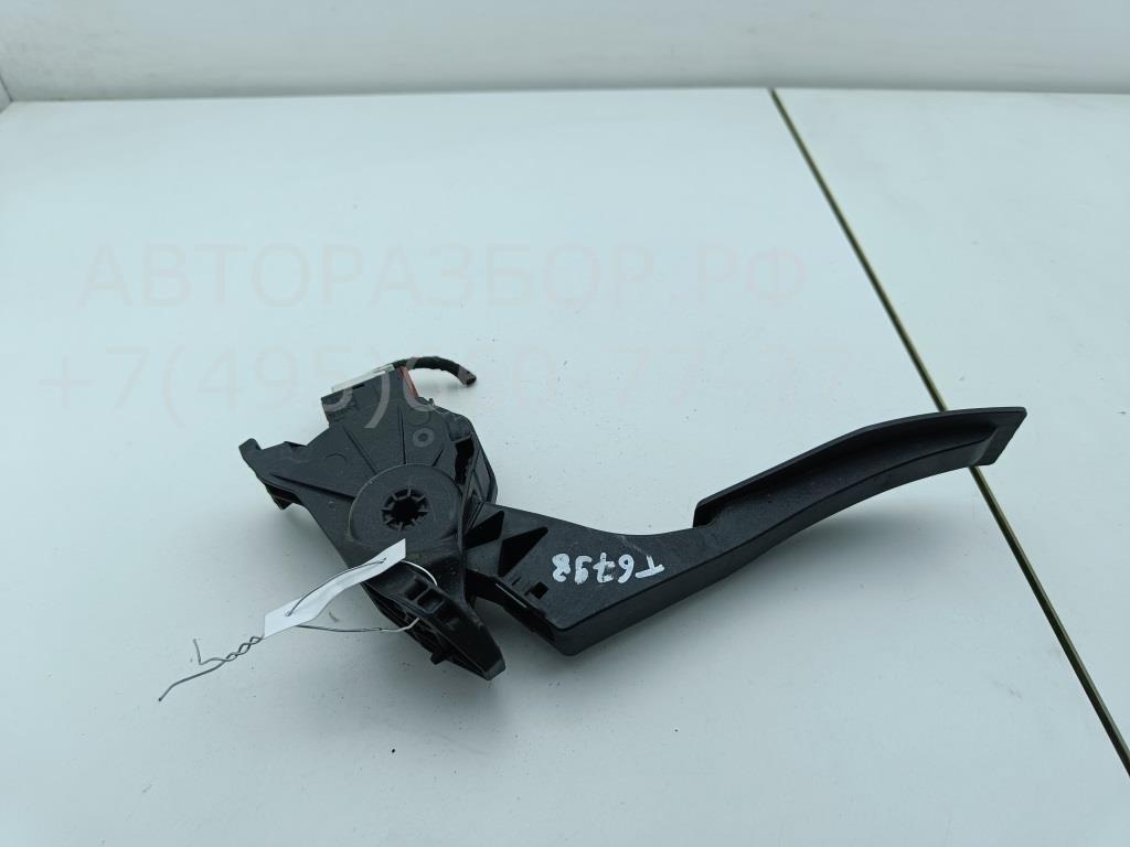 Педаль газа