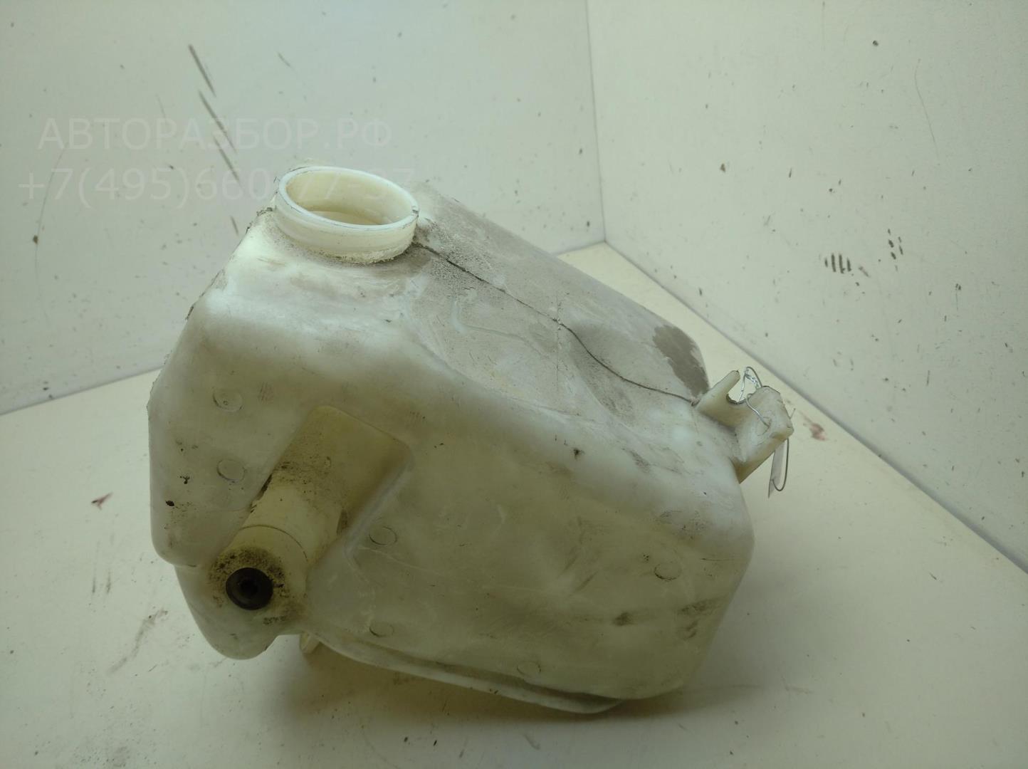 Бачок омывателя лобового стекла