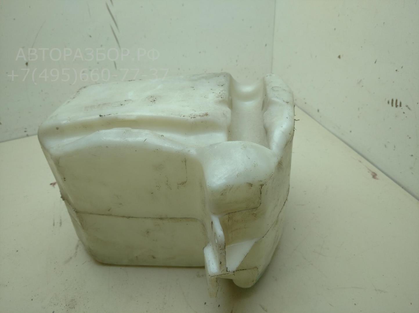 Бачок омывателя лобового стекла