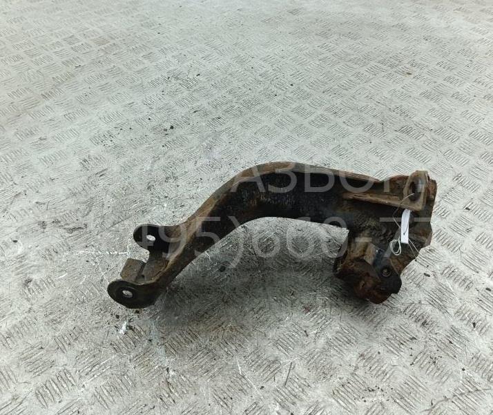 Рычаг передний левый