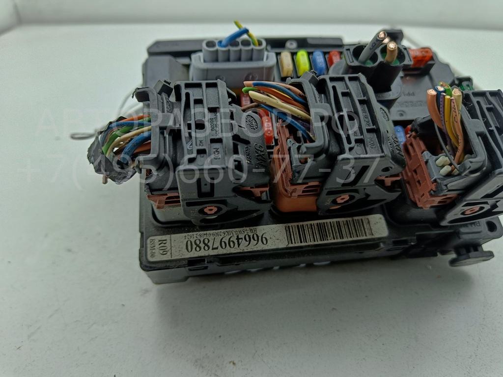 Блок предохранителей