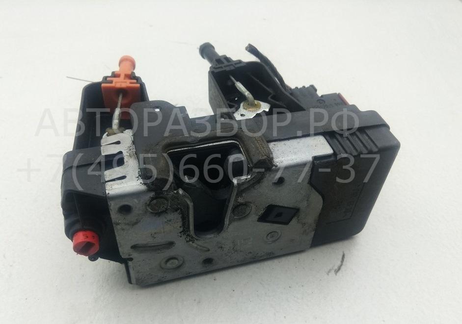 Замок двери задней правой