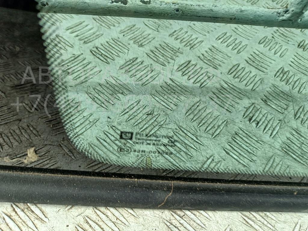 Стекло кузовное глухое левое