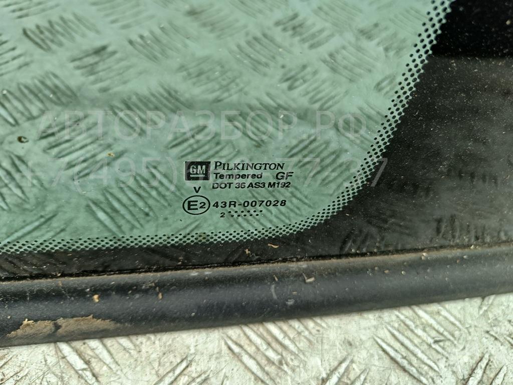 Стекло кузовное глухое правое