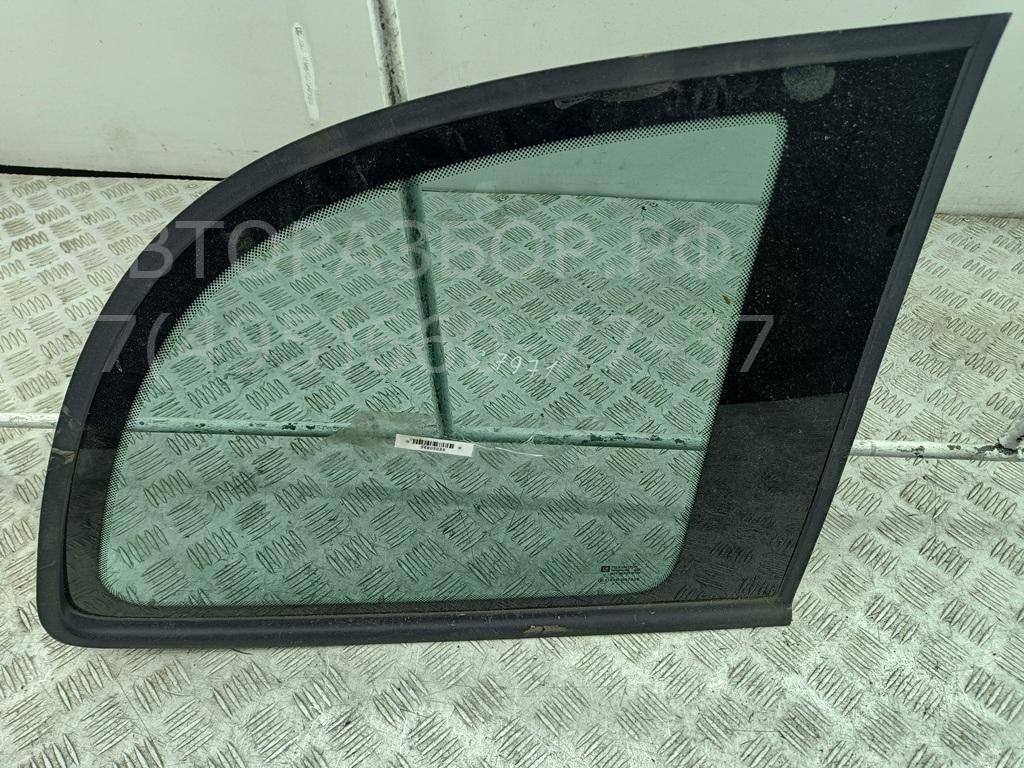 Стекло кузовное глухое правое