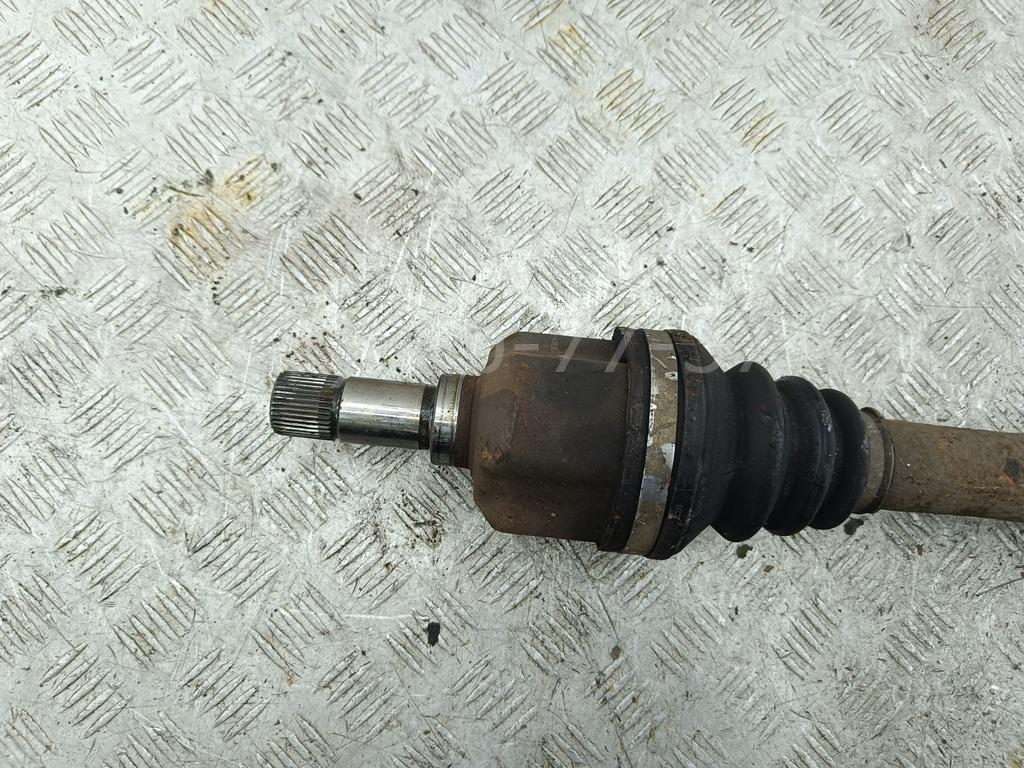 Полуось передняя левая