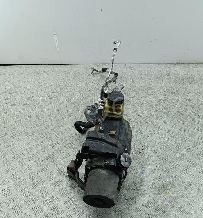 Серводвигатель рулевой рейки