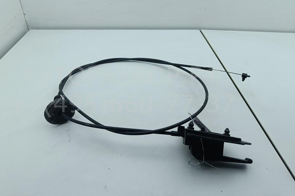 Трос открывания капота