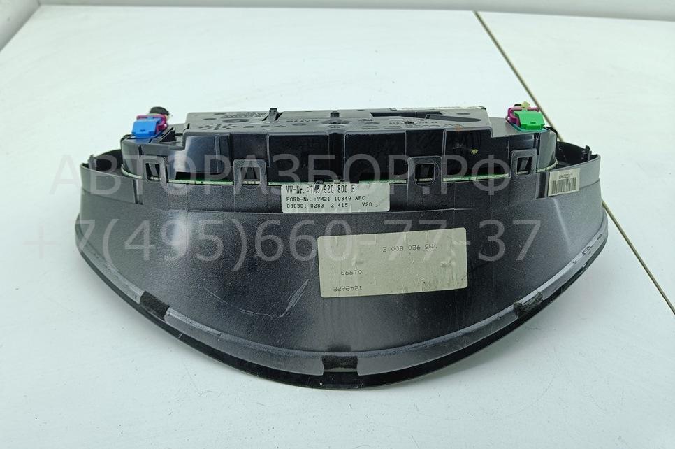 Панель приборов