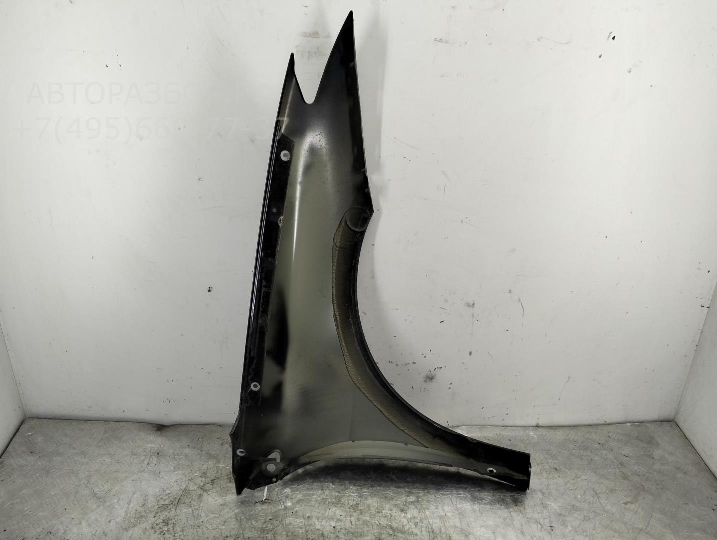 Крыло переднее левое