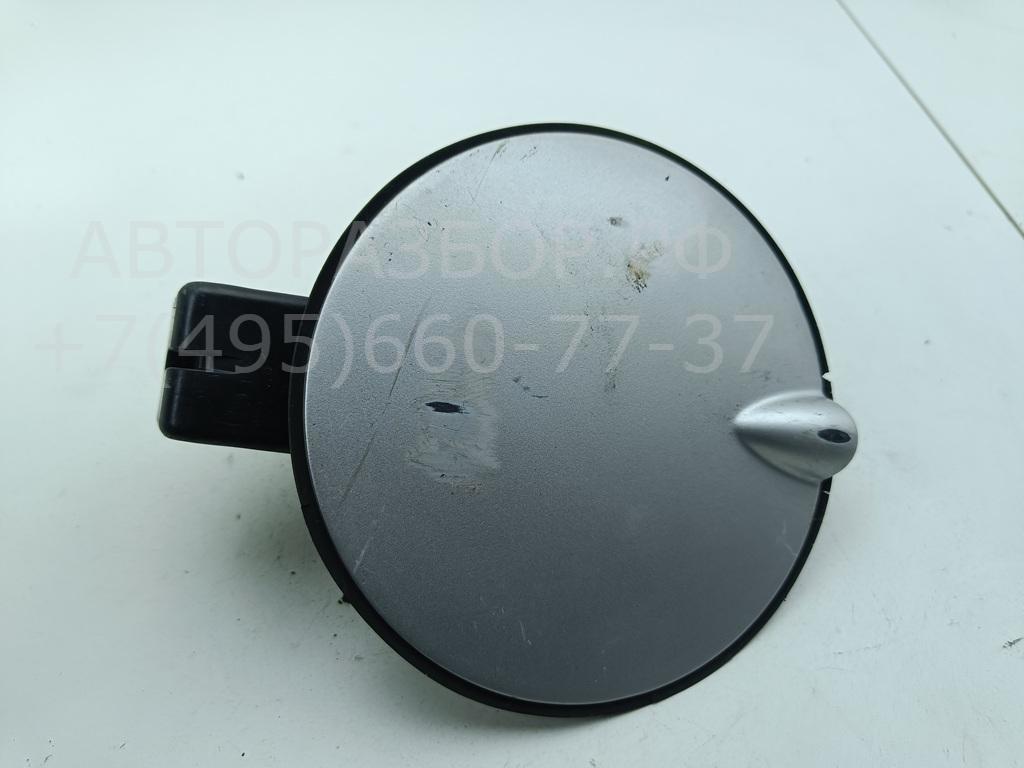 Лючок бензобака