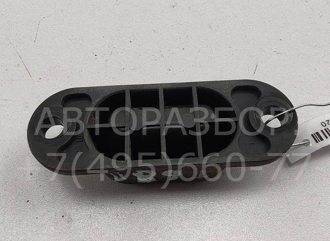 Ответная часть замка двери