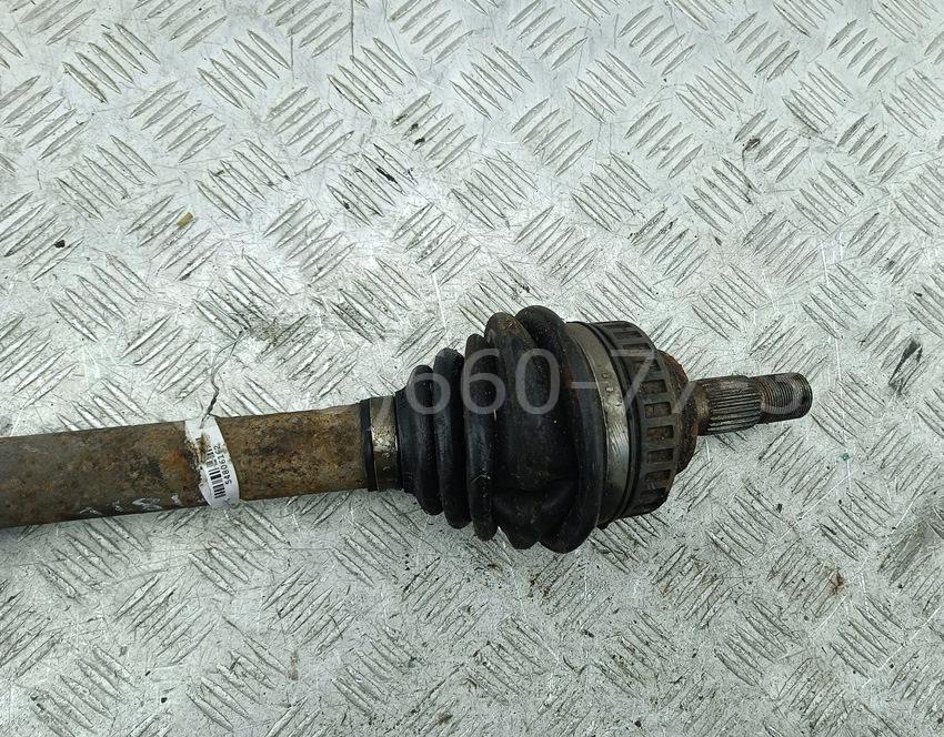 Полуось передняя левая