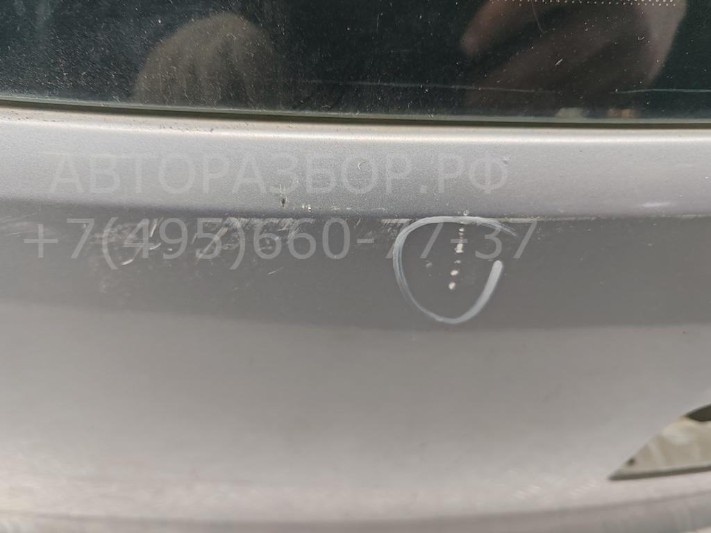 Дверь багажника