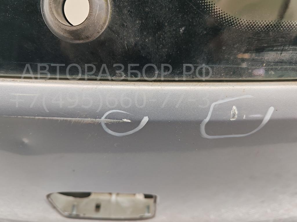 Дверь багажника