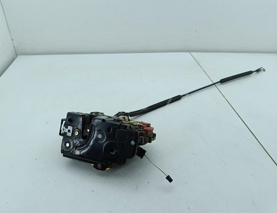 Замок двери задней правой