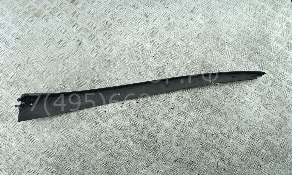 Молдинг лобового стекла