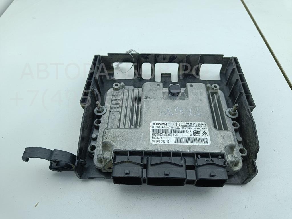 Блок управления двигателем