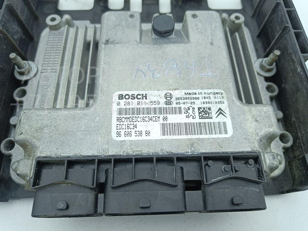 Блок управления двигателем