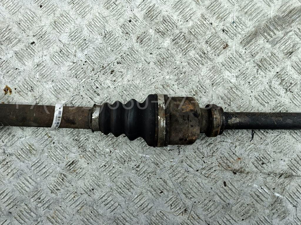 Полуось передняя правая