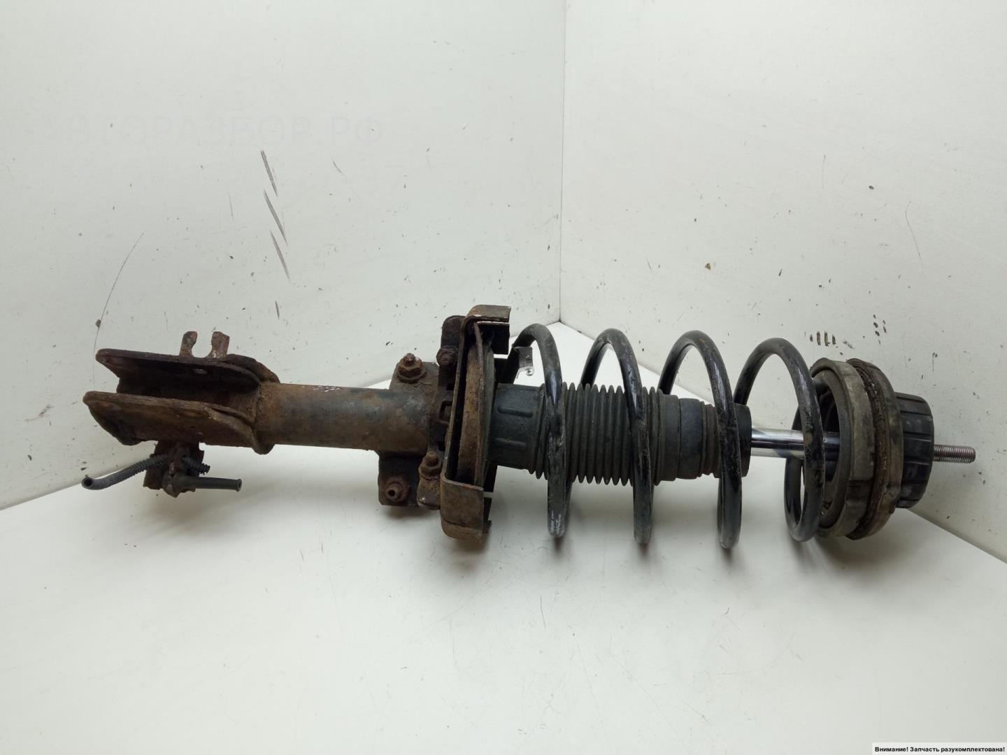 Амортизатор передний правый