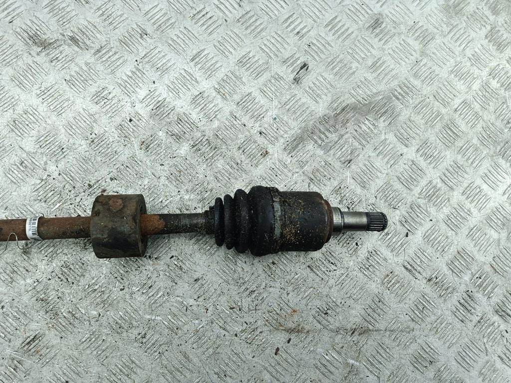 Полуось передняя правая