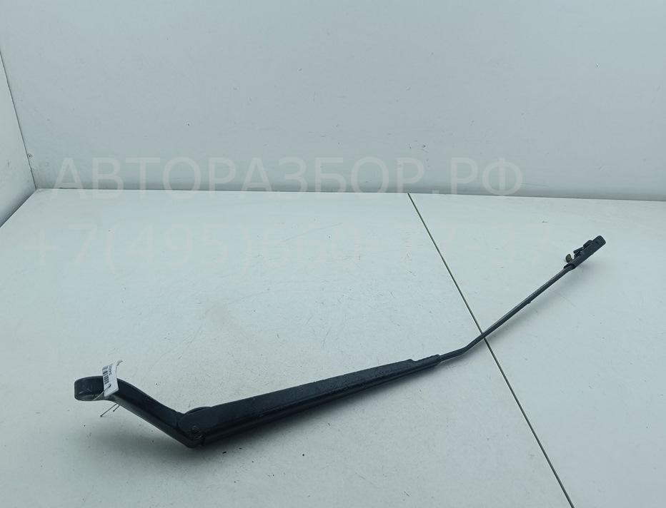 Поводок стеклоочистителя передний левый