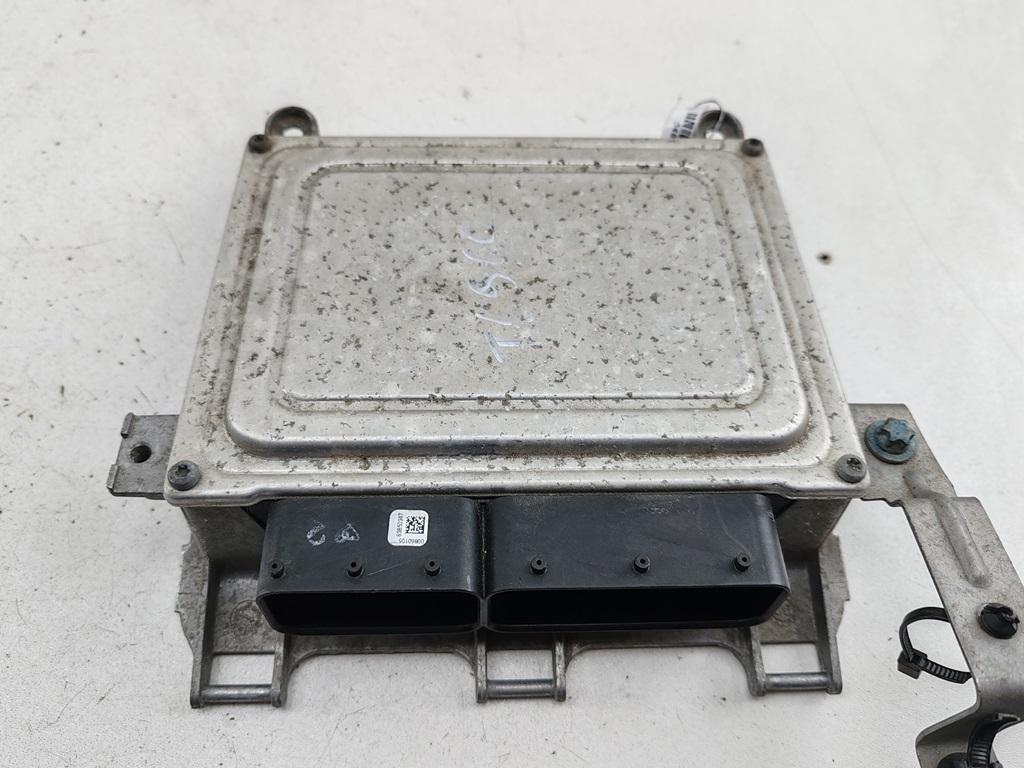 Блок управления двигателем