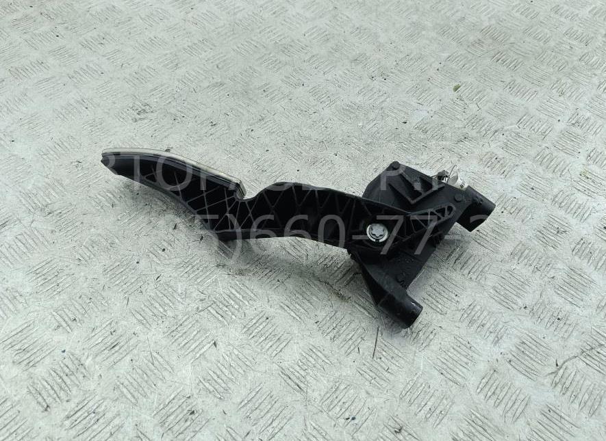 Педаль газа