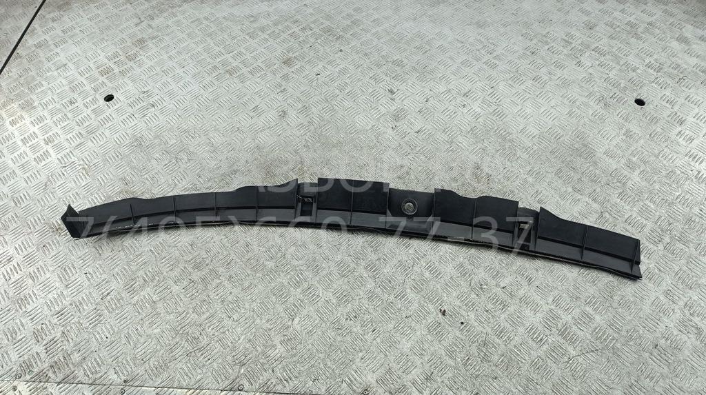 Решетка стеклоочистителей (Жабо)