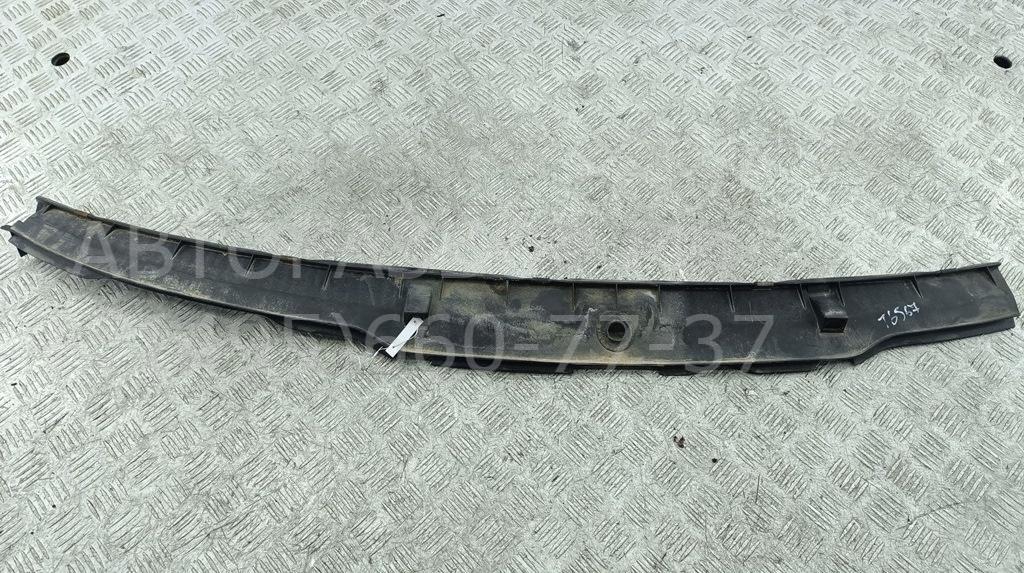 Решетка стеклоочистителей (Жабо)