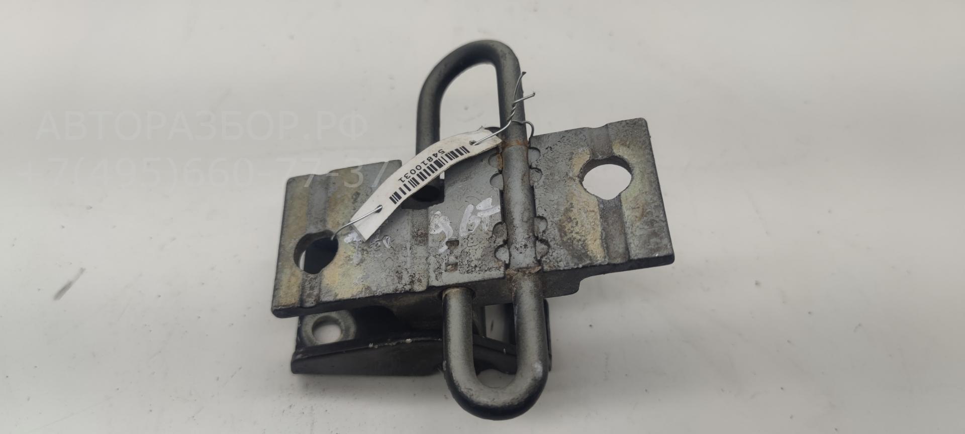 Петля двери