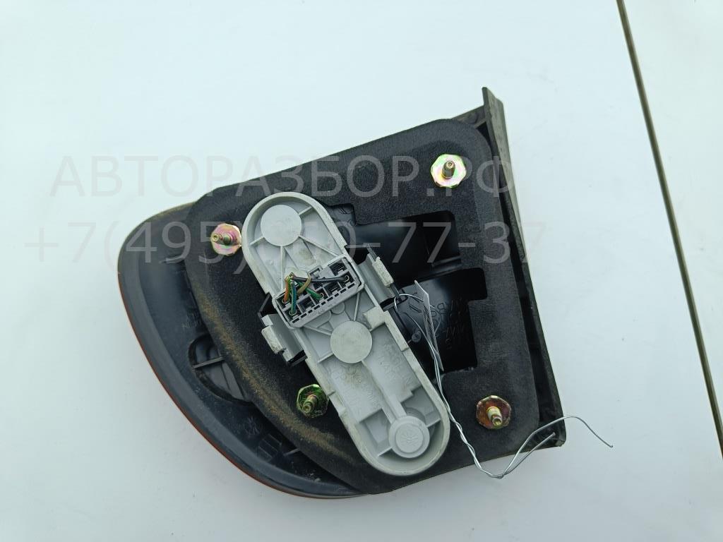 Фонарь задний левый