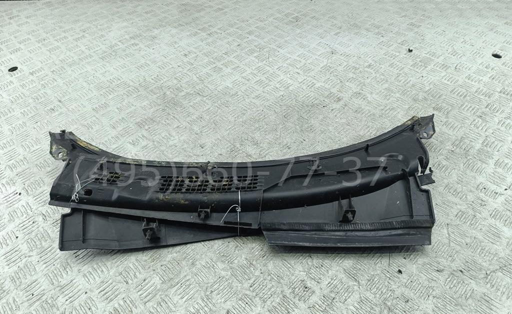 Решетка стеклоочистителей (Жабо)