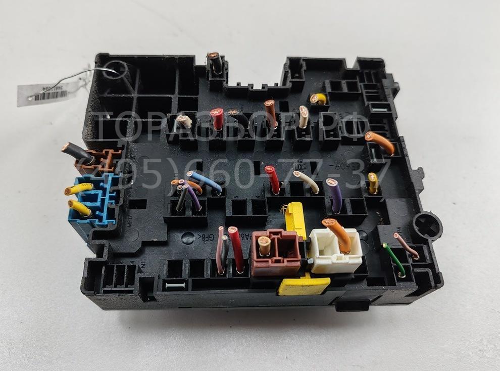 Блок предохранителей